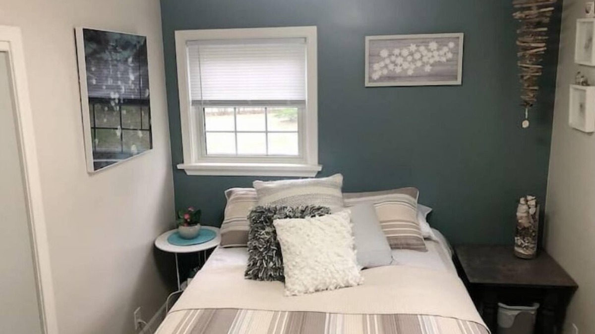 Sarnia Apartment | Driftwood on the Lakeshore