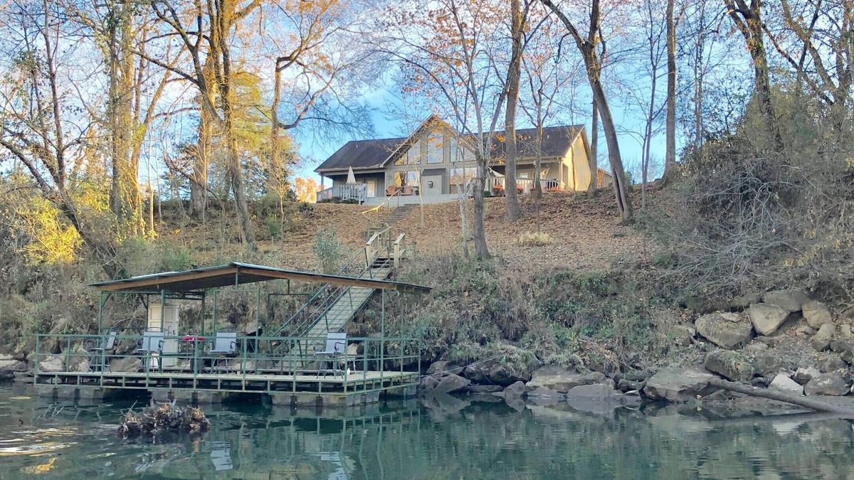 Pangburn House | Dripping Springs Retreat ~ on The Little Red River - blazing wifi