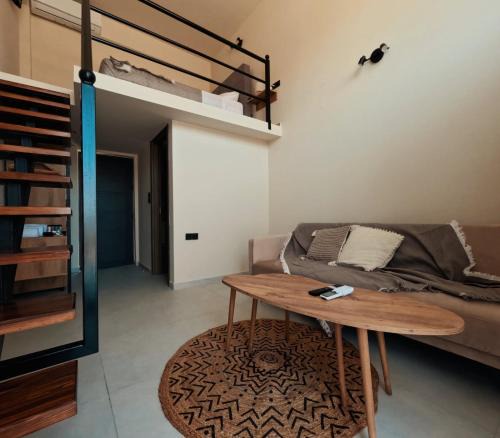 Nikiana Apartment | Dris Loft