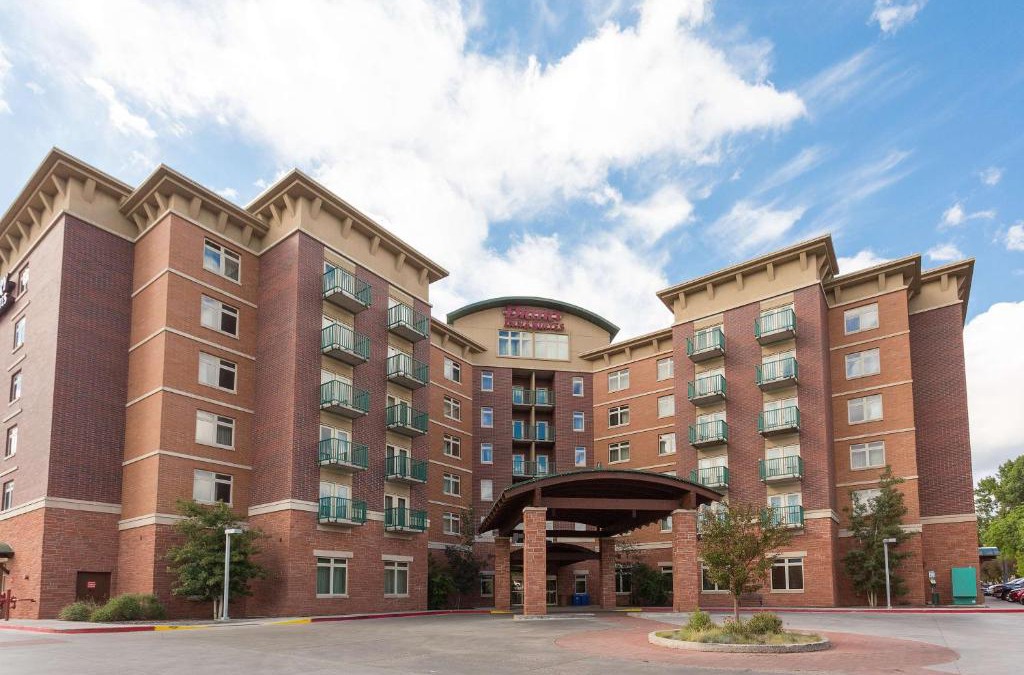 Northern Arizona University Hotel | Drury Inn & Suites Flagstaff