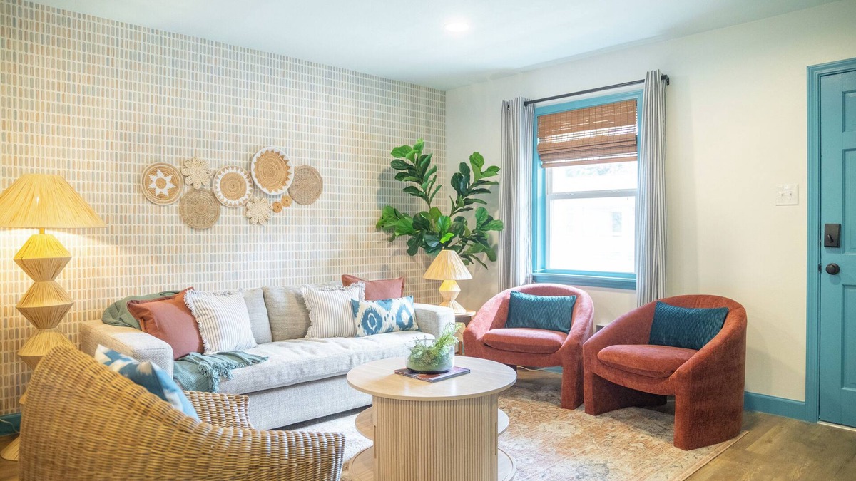 Biloxi Condo | DT OS + Pool + Walk to Front Beach, By WKNDR