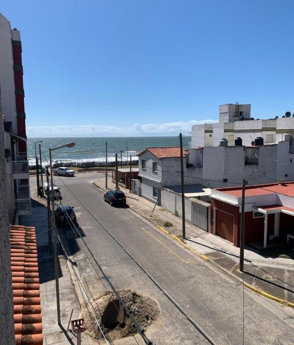 Santa Teresita Apartment | Dto en SANTA TERESITA rento por semana de fin de semana a fin de semana, a 1 cuadra de la playa y 4 del centro p 4 a 6 pax