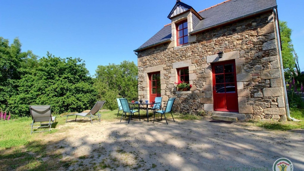 Corseul House | du Gardien du Château de Montafilan