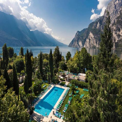 Riva del Garda Hotel | Du Lac Et Du Parc Grand Resort