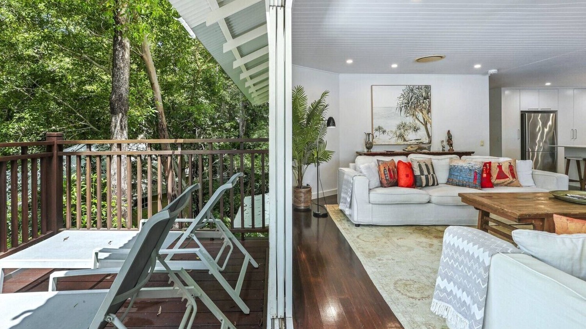 Noosa Heads House | Dual-living amongst the rainforest in Little Cove
