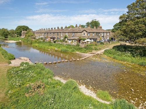 Eshton House | Duck Cottage