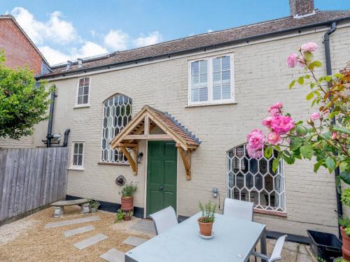 New Forest District House | Duck Island Cottage