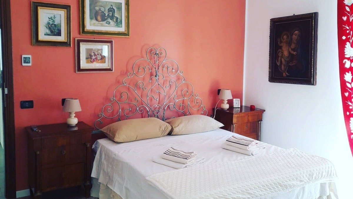 Fornole House | DUETERRE Room & Host - Fornole (TR) Italy - Cleofe