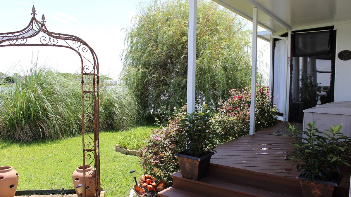 Sandbridge Cottage | DUN e NUF COTTAGE @ SANDBRIDGE BEACH ENJOY THE AMAZING SUNSETS IN PARADISE