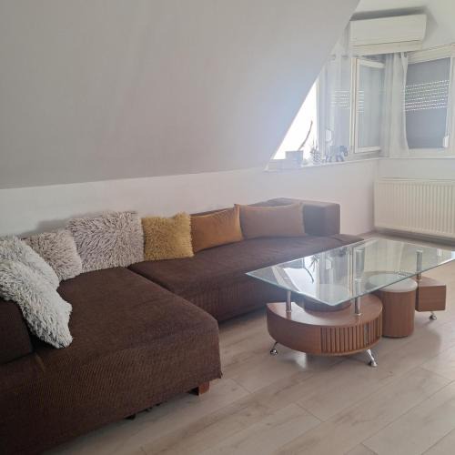 Gyor Apartment | Duna Rév13 Apartman