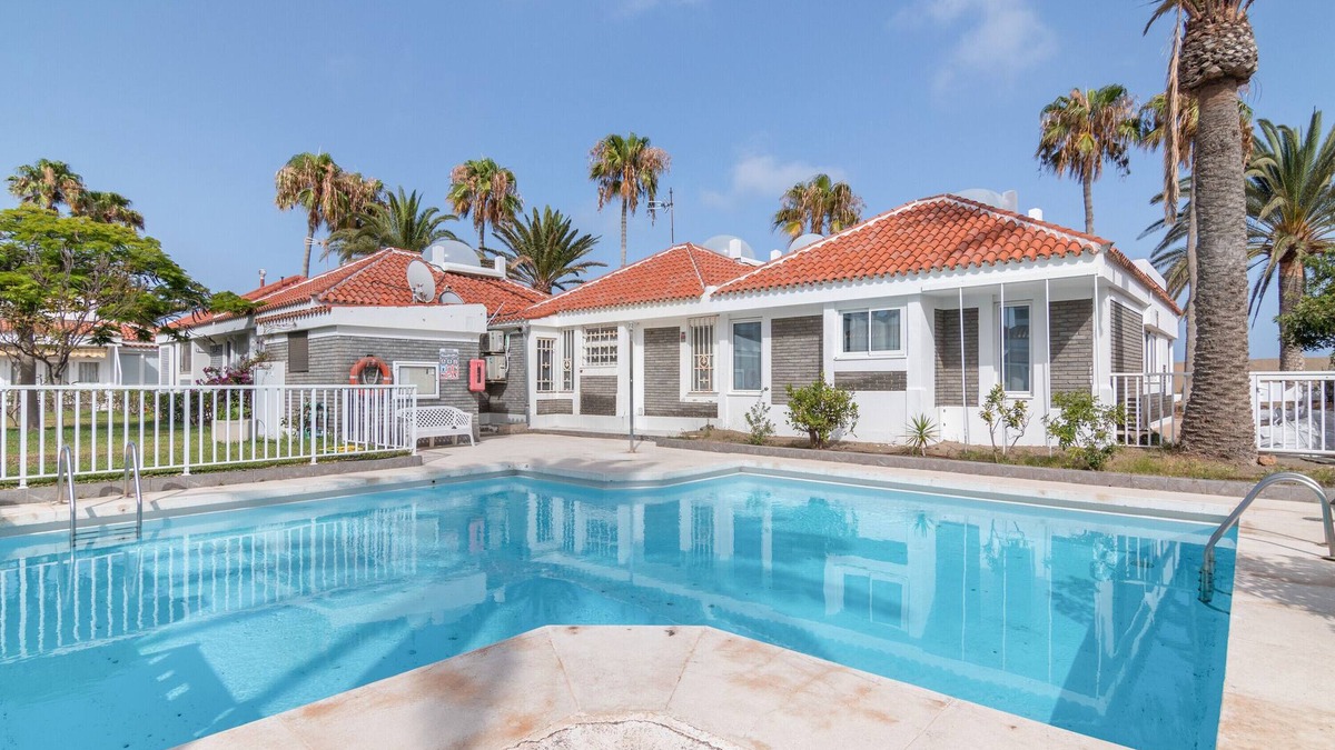 Playa del Ingles House | 'Dunas Privilege' with Sea View, Wi-Fi and Air Conditioning