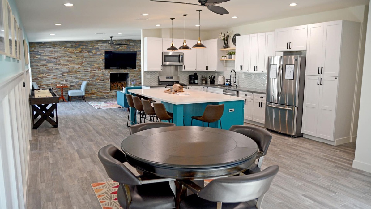 Oxnard Dunes House | Dunes by the Shore - Walk to the Beach!