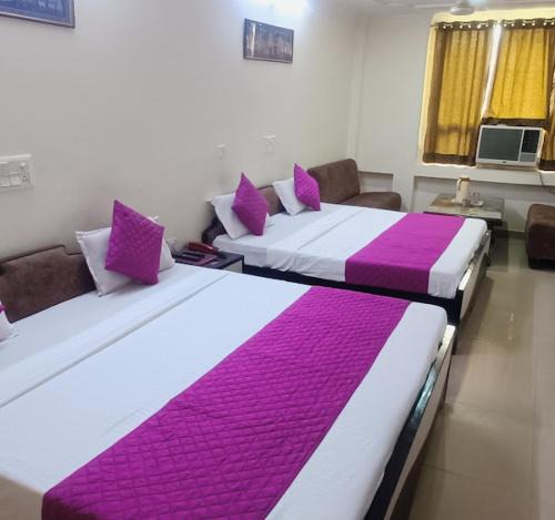 Rakabganj Hotel | Dup