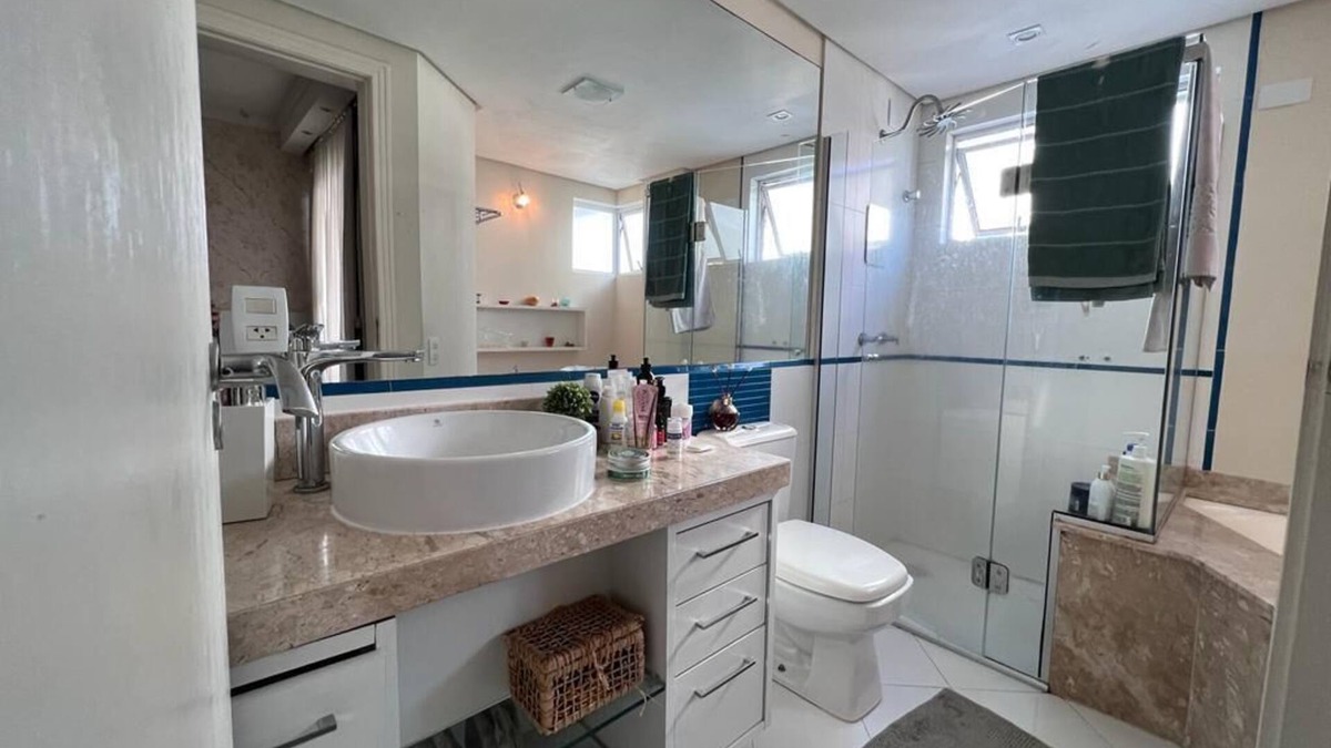 Centro Apartment | Duplex 2 Blocks from the Beach -