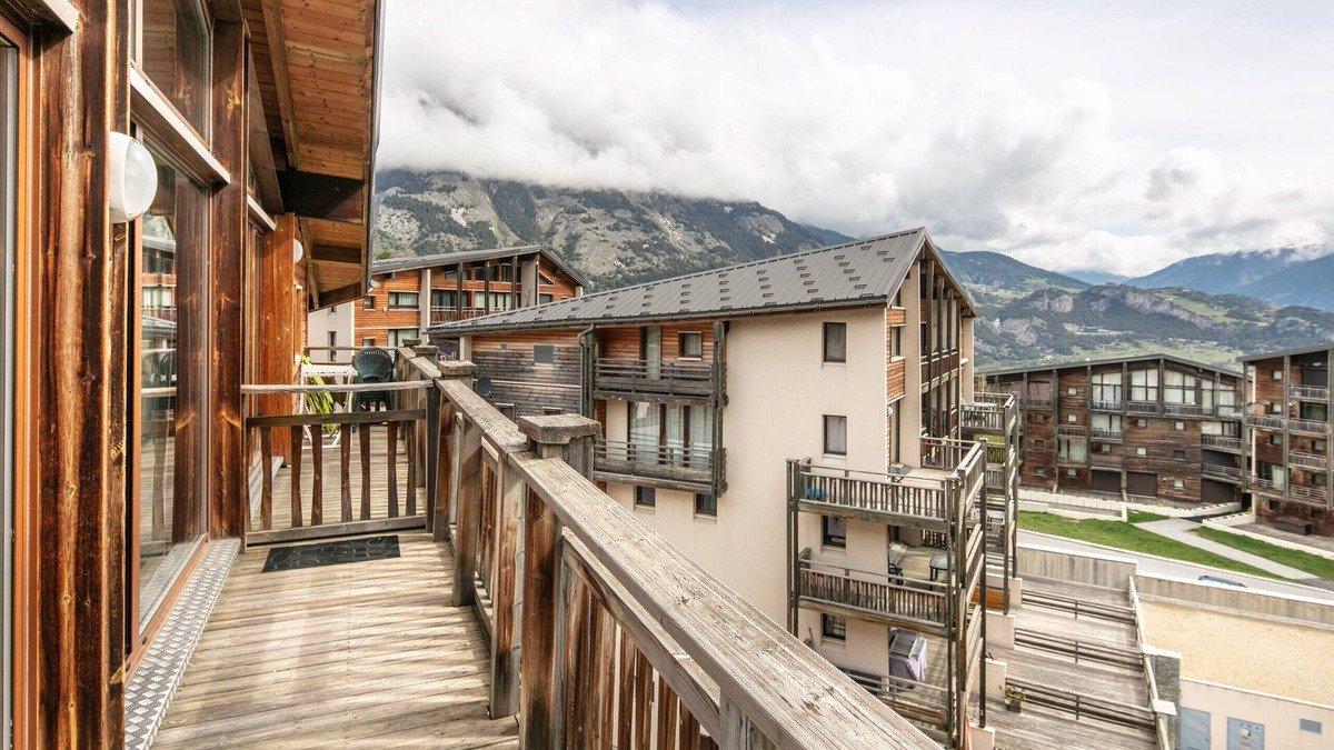 Villarodin-Bourget Apartment | Duplex 10 ppl, mountains view from the balcony