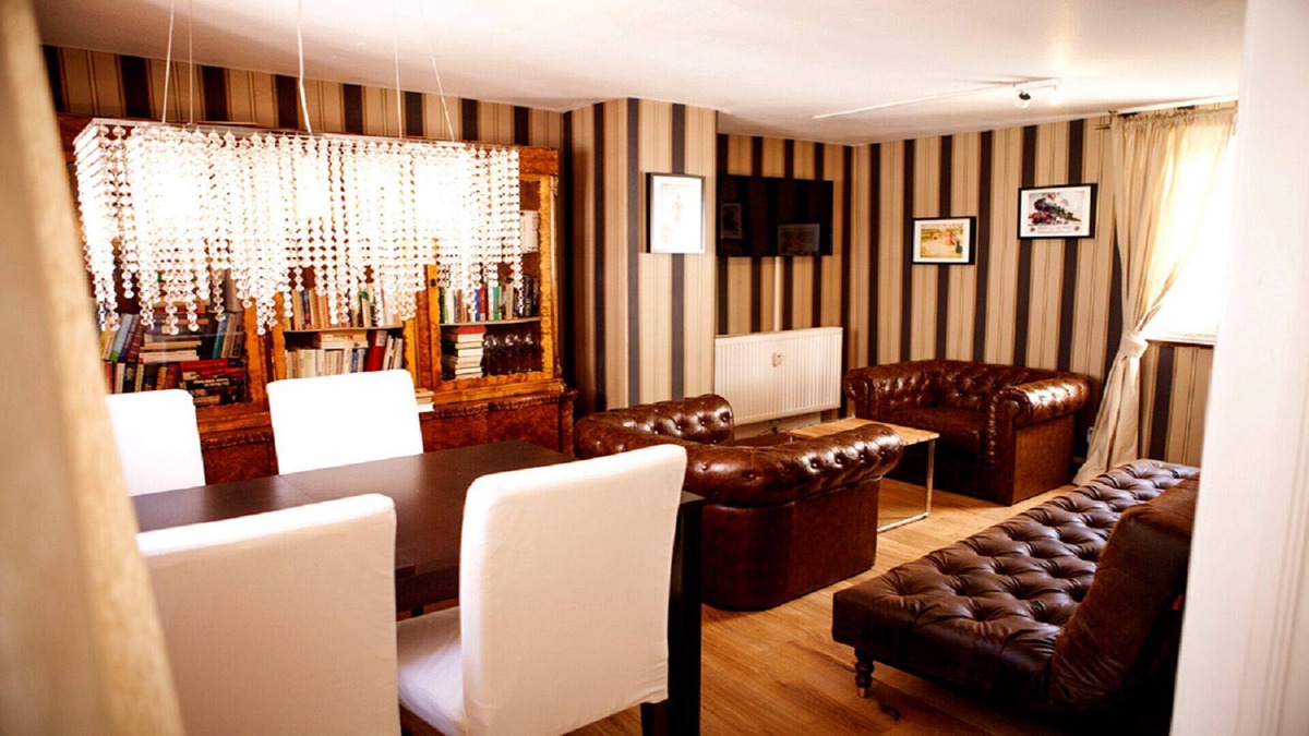 Freiburg im Breisgau Apartment | Duplex apartment New England