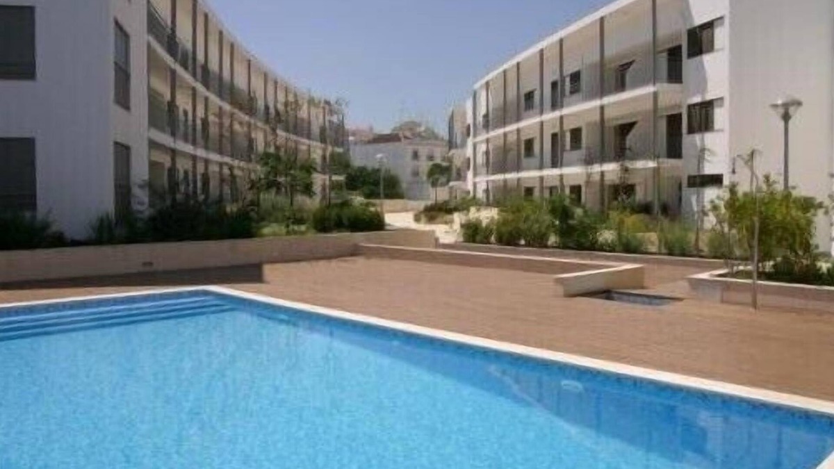 Tavira Apartment | Duplex apartment in the center of town with swimming pool, 3 bedrooms, for 6