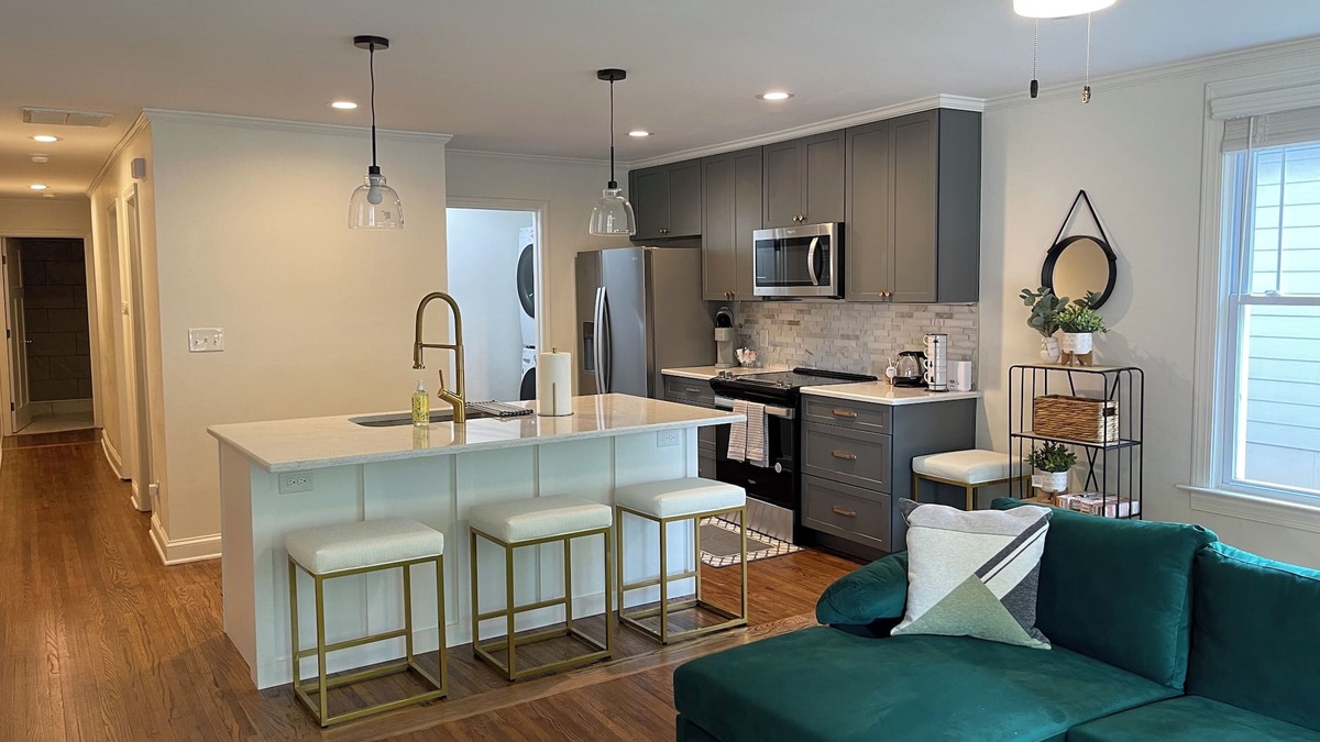Myers Park Apartment | Duplex by Uptown