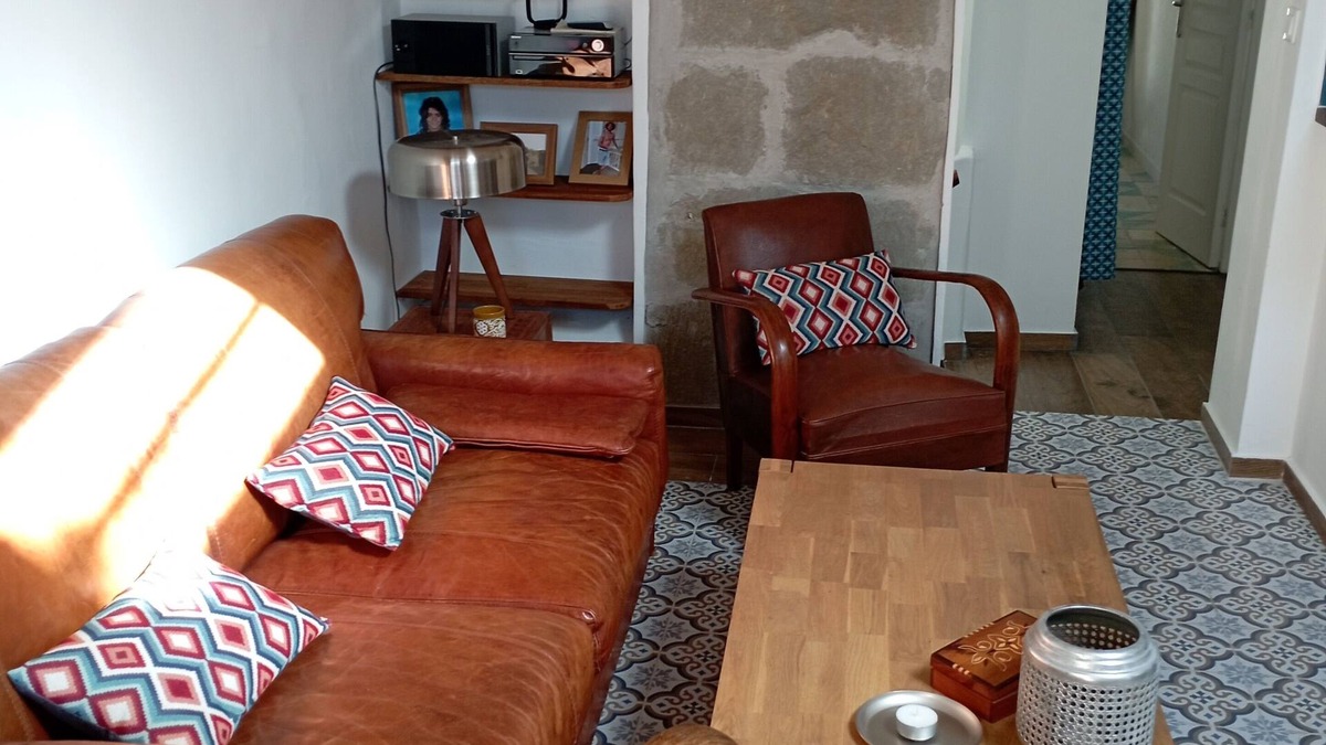 Meze Apartment | Duplex La Terrasse Jasmin, 3 Chambres, au Coeur du Centre Historique de Mèze !