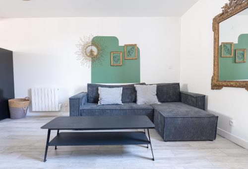 Trevoux Apartment | Duplex proche bord de Saône