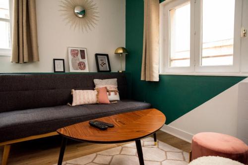 Haie Vigne Apartment | Duplex sur cour, Rue Caponière