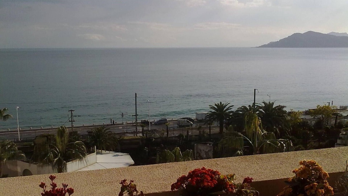 Cannes La Bocca Apartment | DUPLEX WITH AIR CONDITIONING+ TERRACE SEA VIEW- CANNES LA BOCCA