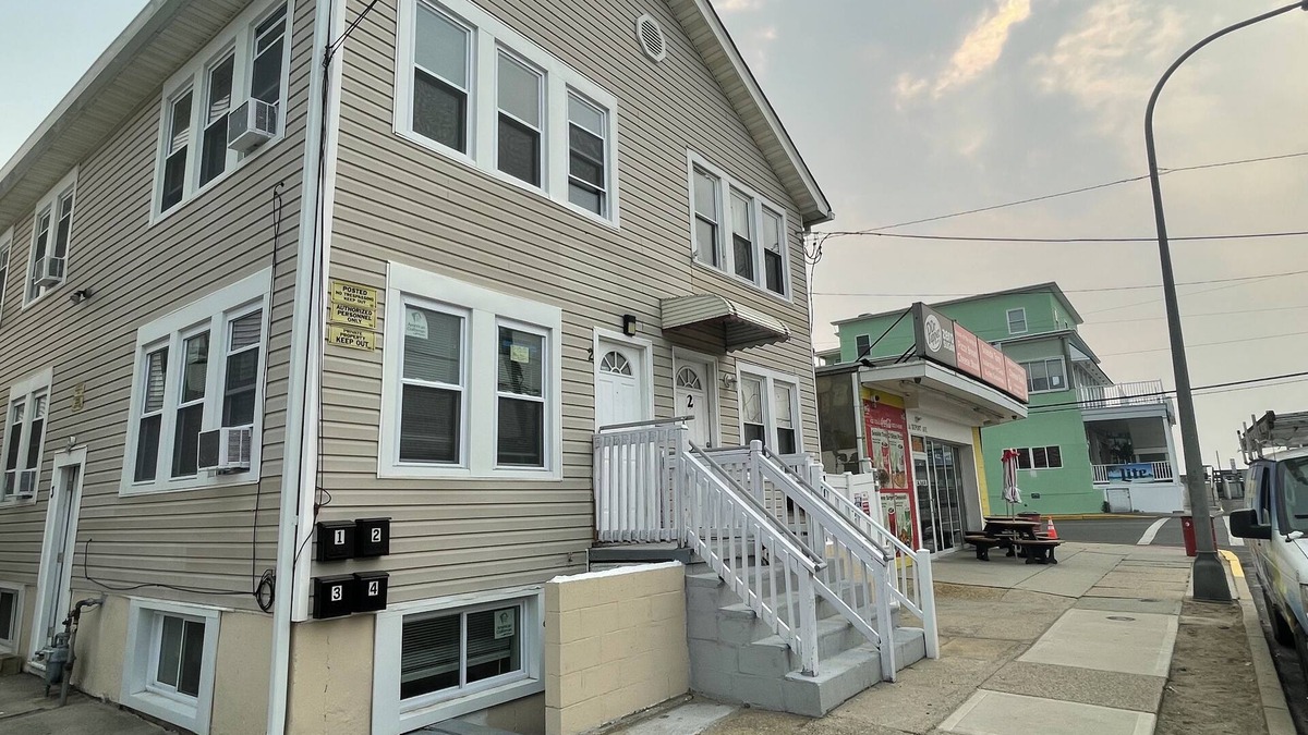 Seaside Heights Apartment | Dupont Beach House A