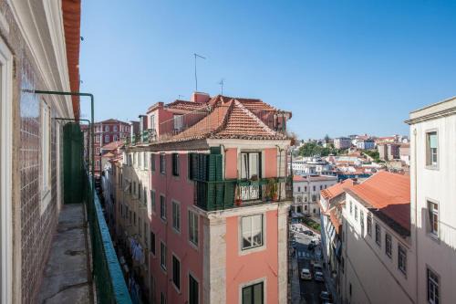 Sacramento Apartment | Duque-Chiado Downtown