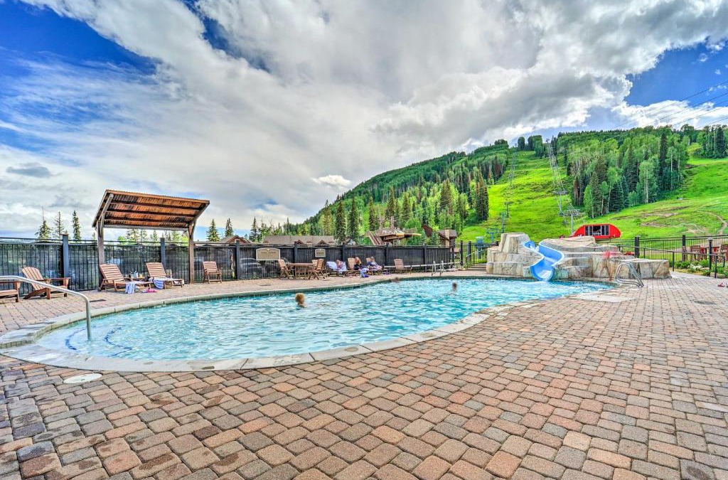 Purgatory Apartment | Durango Resort Condo with Balcony and Mtn Views!