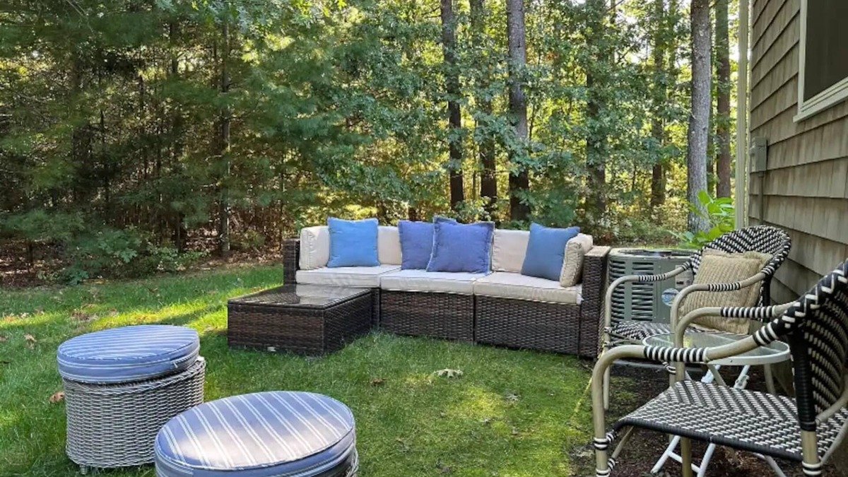 Duxbury House | Duxbury Getaway! Location+Charm!