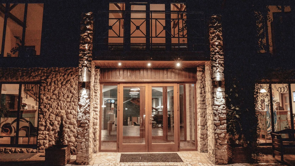 Wielka Wies Hotel | Dwór w Tomaszowicach