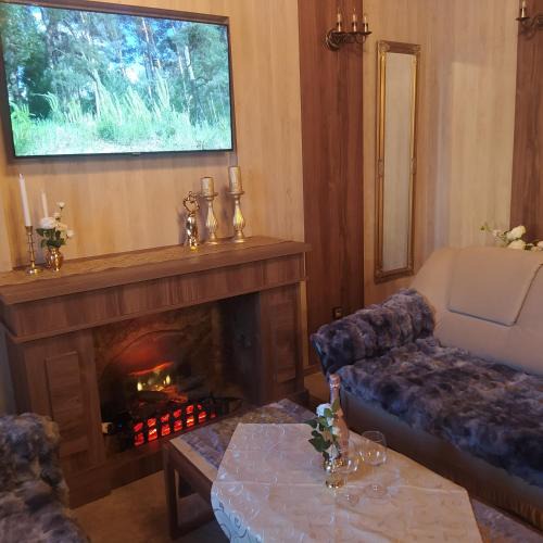 Gniezno House | Dworek Biała Dama Klimatyczne Pokoje