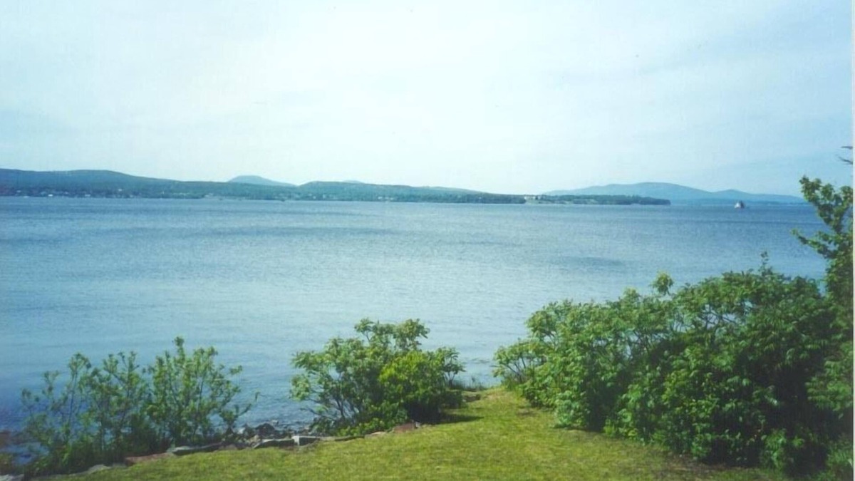 Owls Head Cottage | Dynamite Beach Cottage