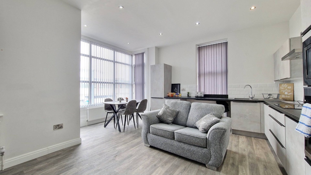 South Shore Apartment | Dysa Waterloo Apartments