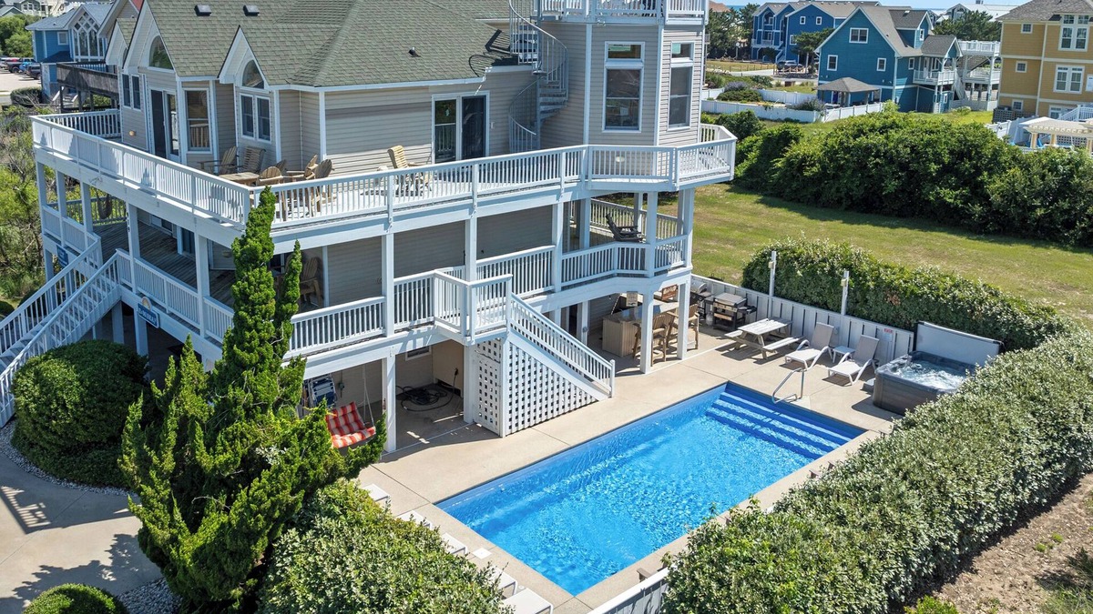 Whalehead Beach House | E=M(Sea)2: Private Pool & Hot Tub, Rooftop Deck w/Ocean View, Pet-friendly