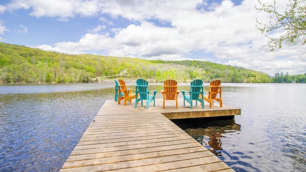 Eagle Lake Cottage | Eagle Lake Escape - Cozy Cottage with Canoe, Fire Pit, WiFi