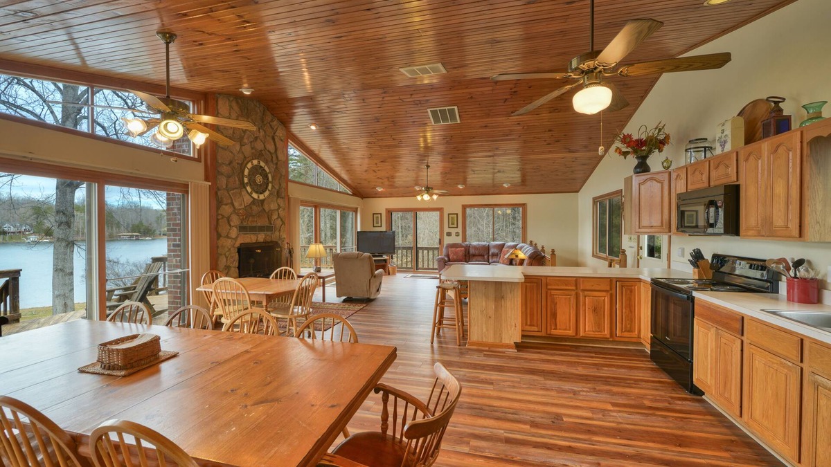 Bumpass House | Eagles Landing- Large Waterfront Home, Private Side, Private Boat Ramp, Firepit