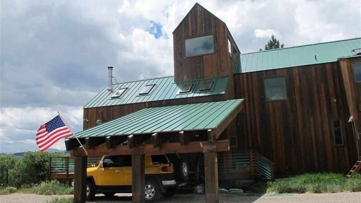 Placerville House | Eagles Nest: A Pure Slice of Heaven