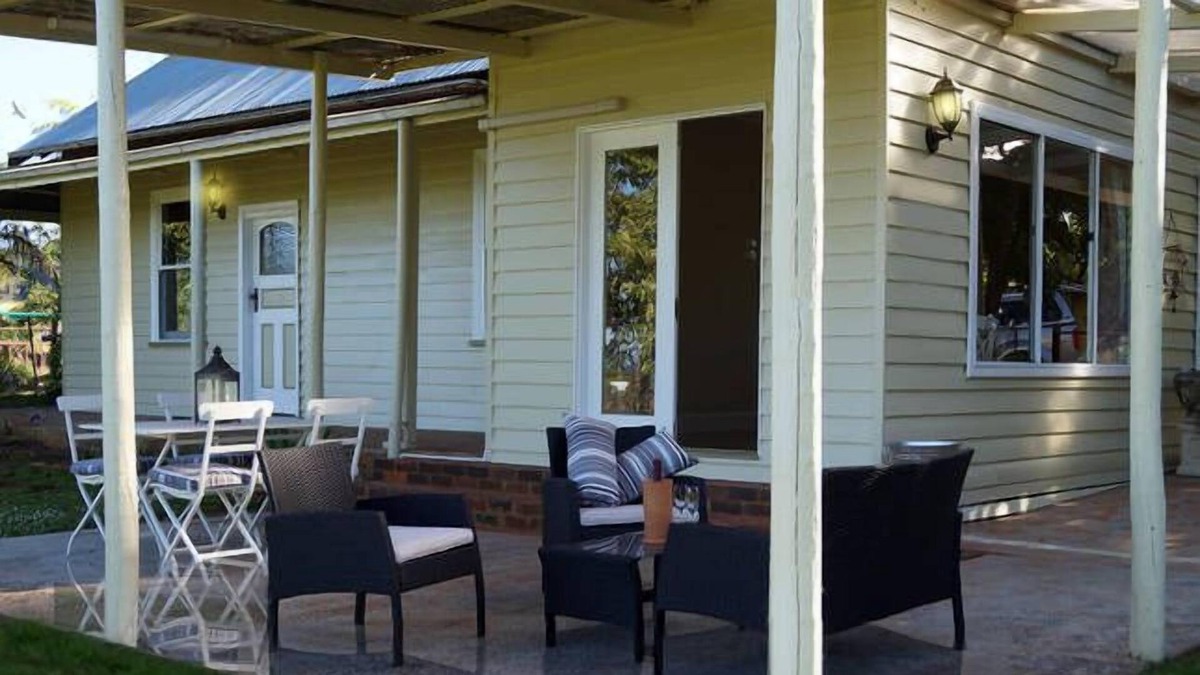 Wandin North House | Eagles View Cottage - Yarra Valley FREE Wi-Fi