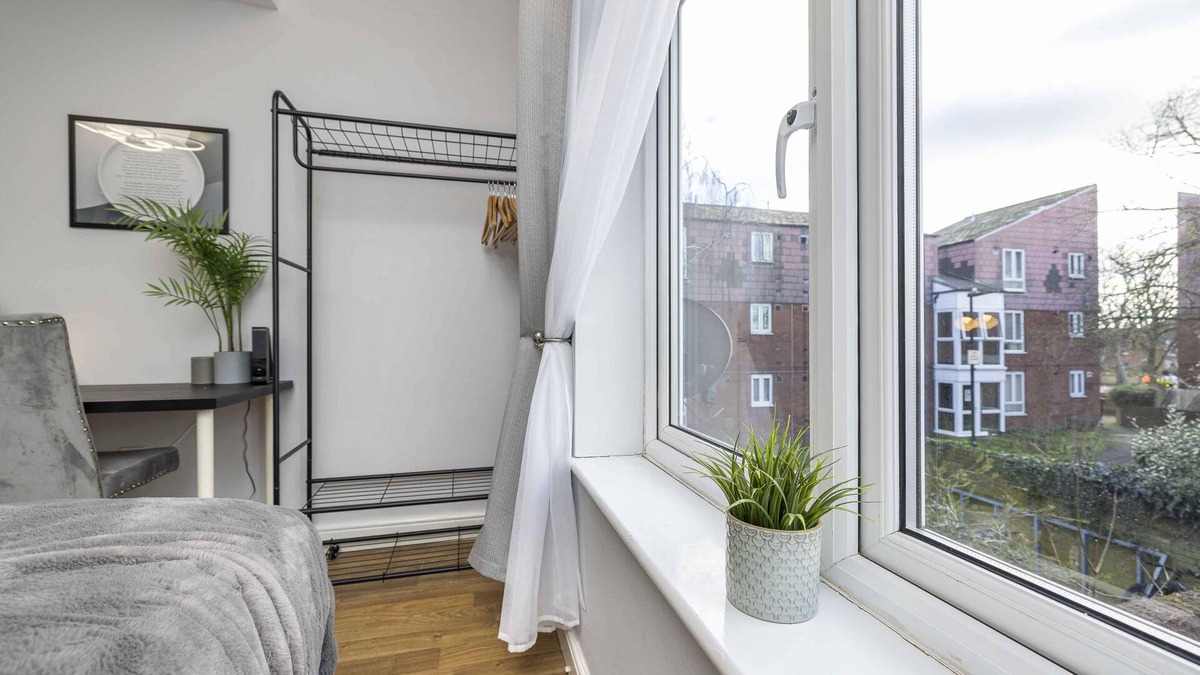 Cleveland House | Ealing | Monopoly Manor Urban Getaway