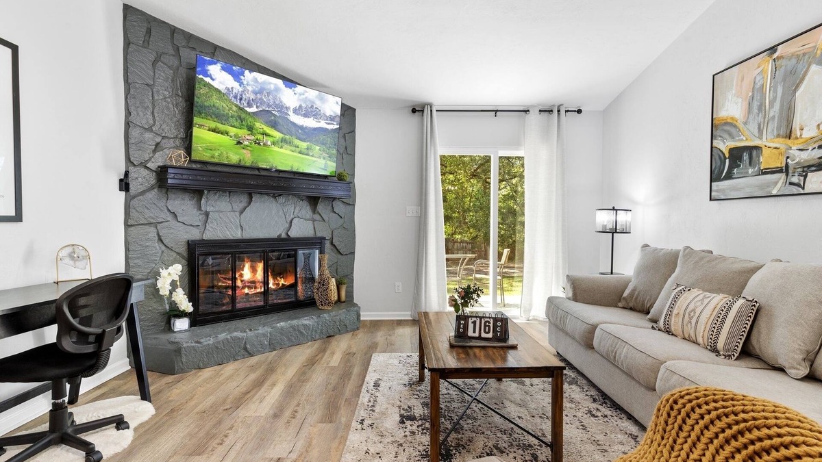 Tallahassee House | Early & Last Min BKG Discount-Newly Peaceful Renovated Stay
