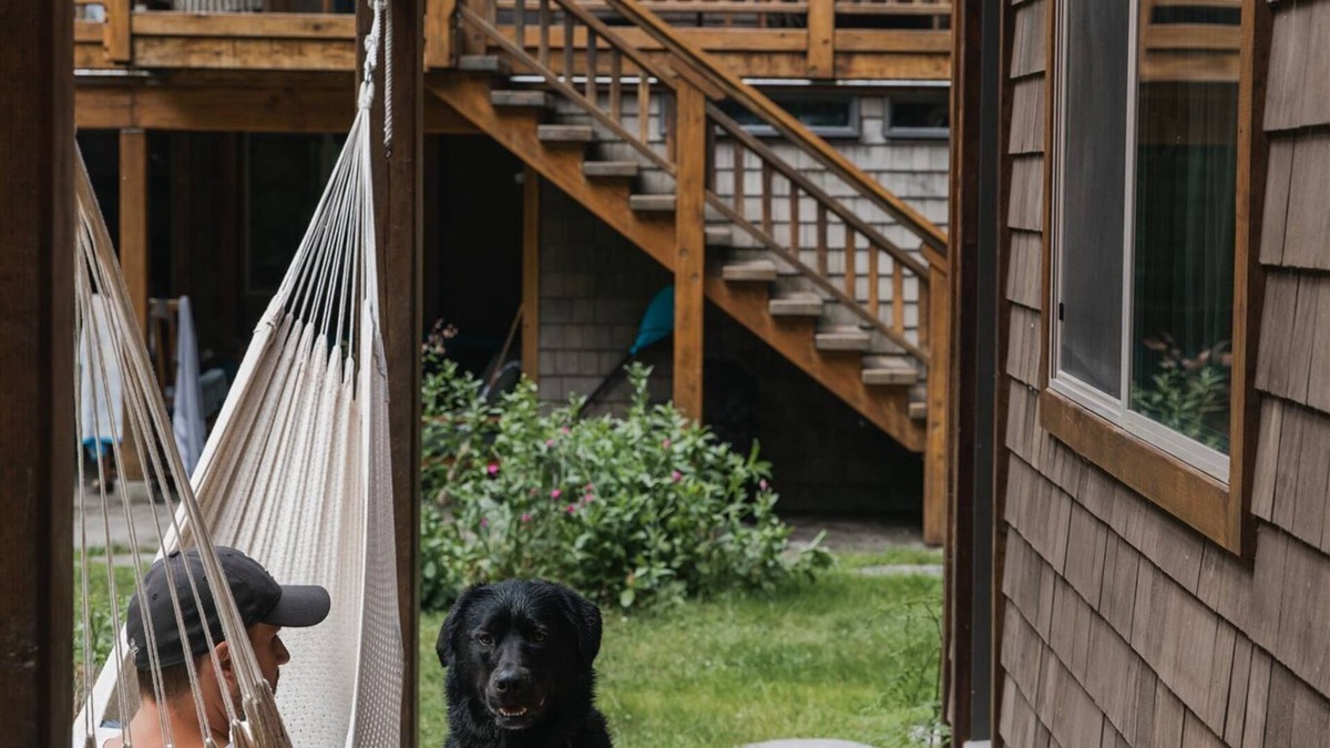 Savary Island Cabin | Earth Suite 4 at the Savary Island Resort