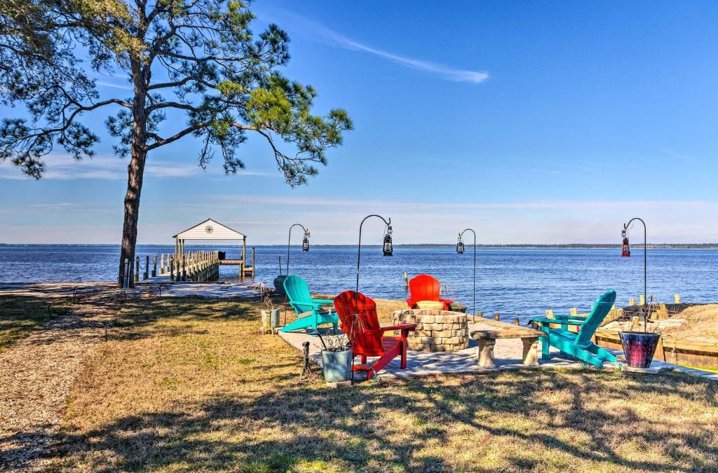 Gulf Breeze House | East Bay Vacation Rental with Dock!