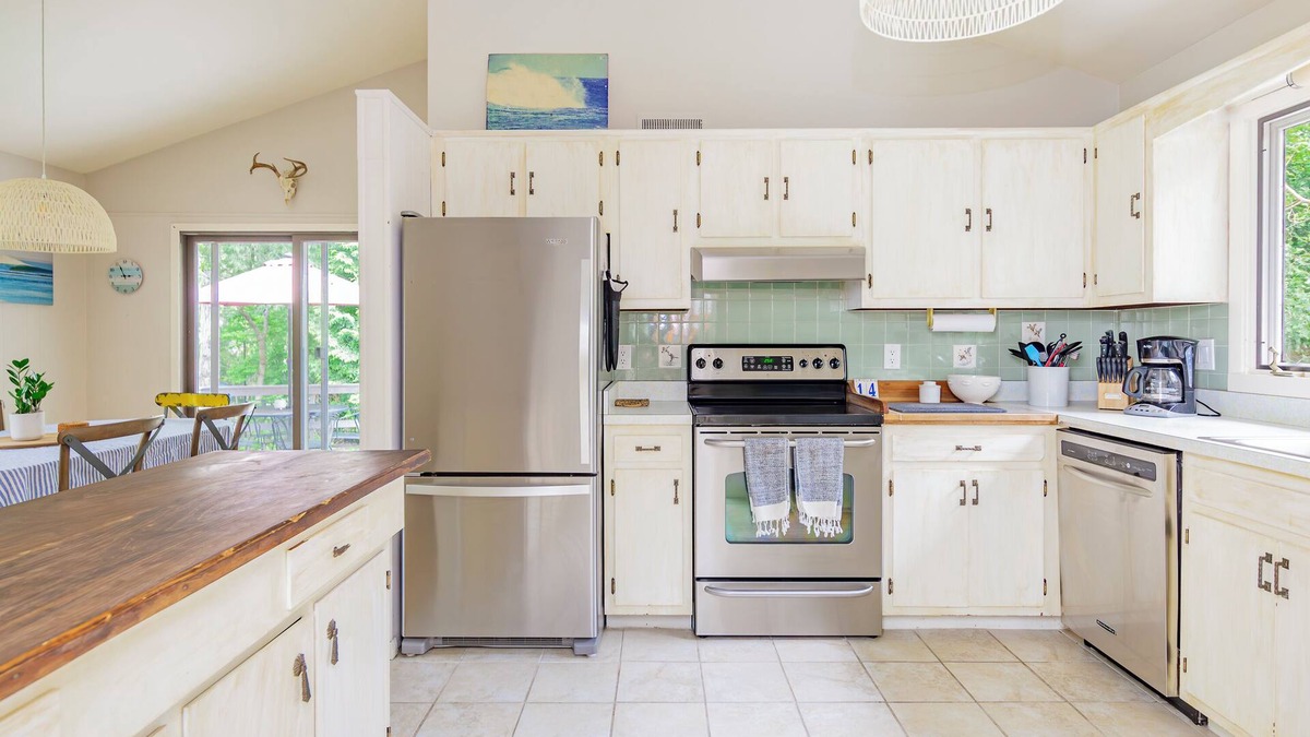 Springs Cottage | East Hampton Harbor Cottage