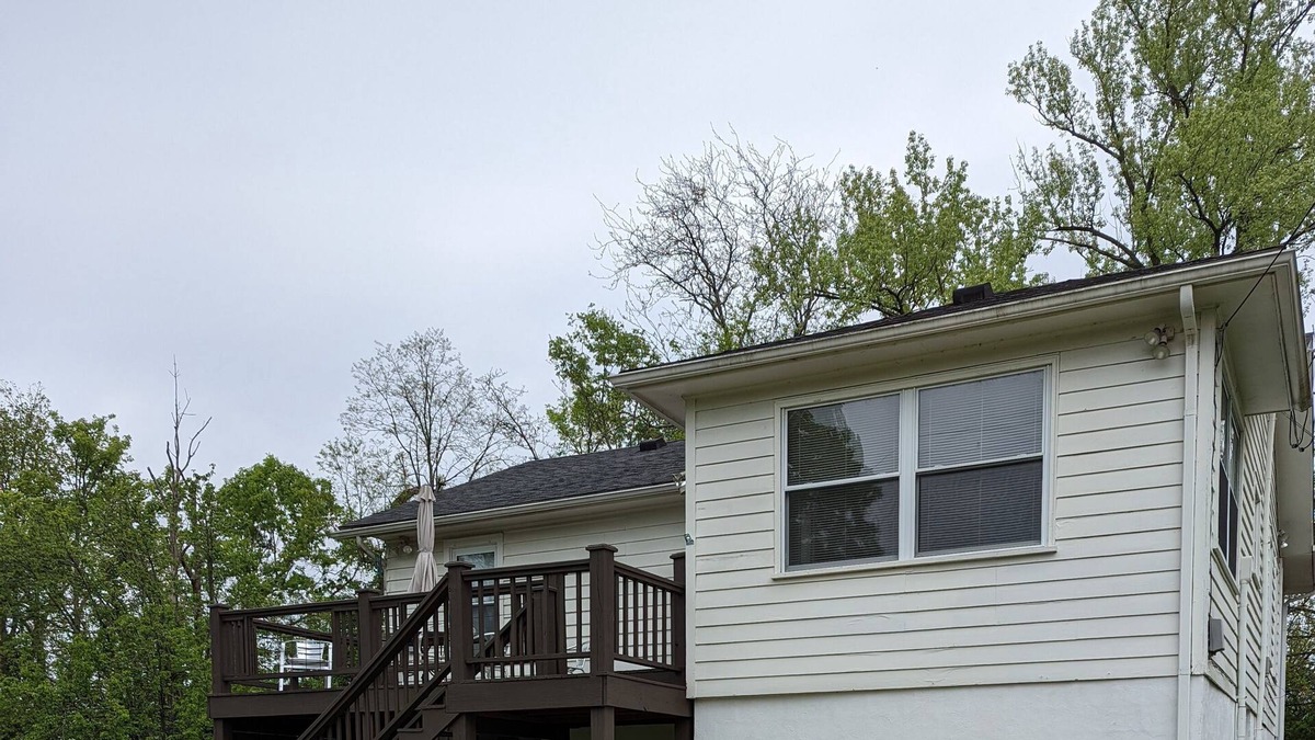 Louisville House | East Louisville Hidden Gem - unique and comfy stay