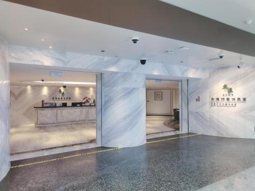 Guangyang District Hotel | East Pacific Passenger Lounge - Departure area, 3rd floor
