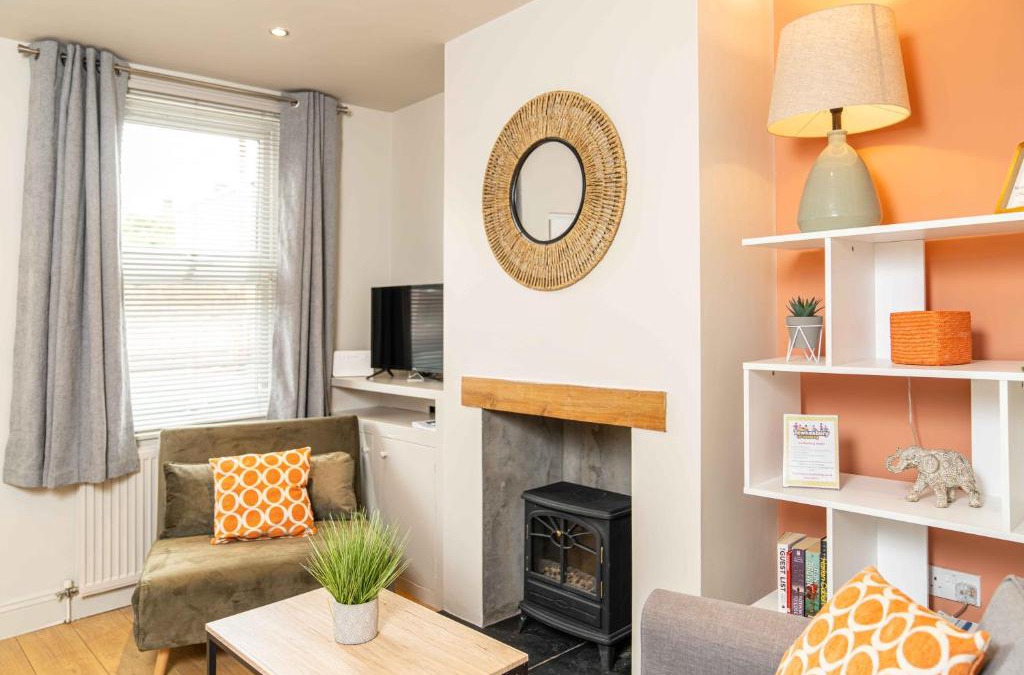 Tewkesbury Apartment | East Street, Town Centre, 2 Bedrooms