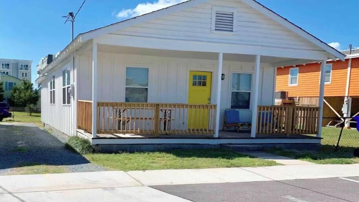 Carolina Beach House | Eastbound Historic Beach Cottage-A block from Beach and Boardwalk-Pet Friendly