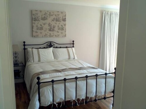 Falls Creek Apartment | Eastview Studio, Jervis Bay