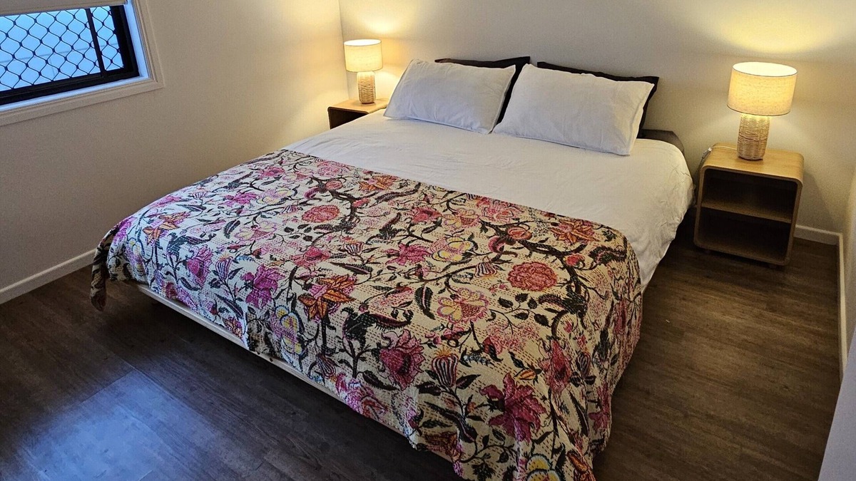 Rochedale South Apartment | Easy Access to Brisbane - Gold Coast Private Guest Suite w/On-site Parking